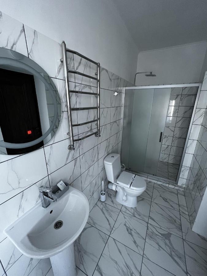 Zolotoy Fazan Hotell Mykolajiv Eksteriør bilde